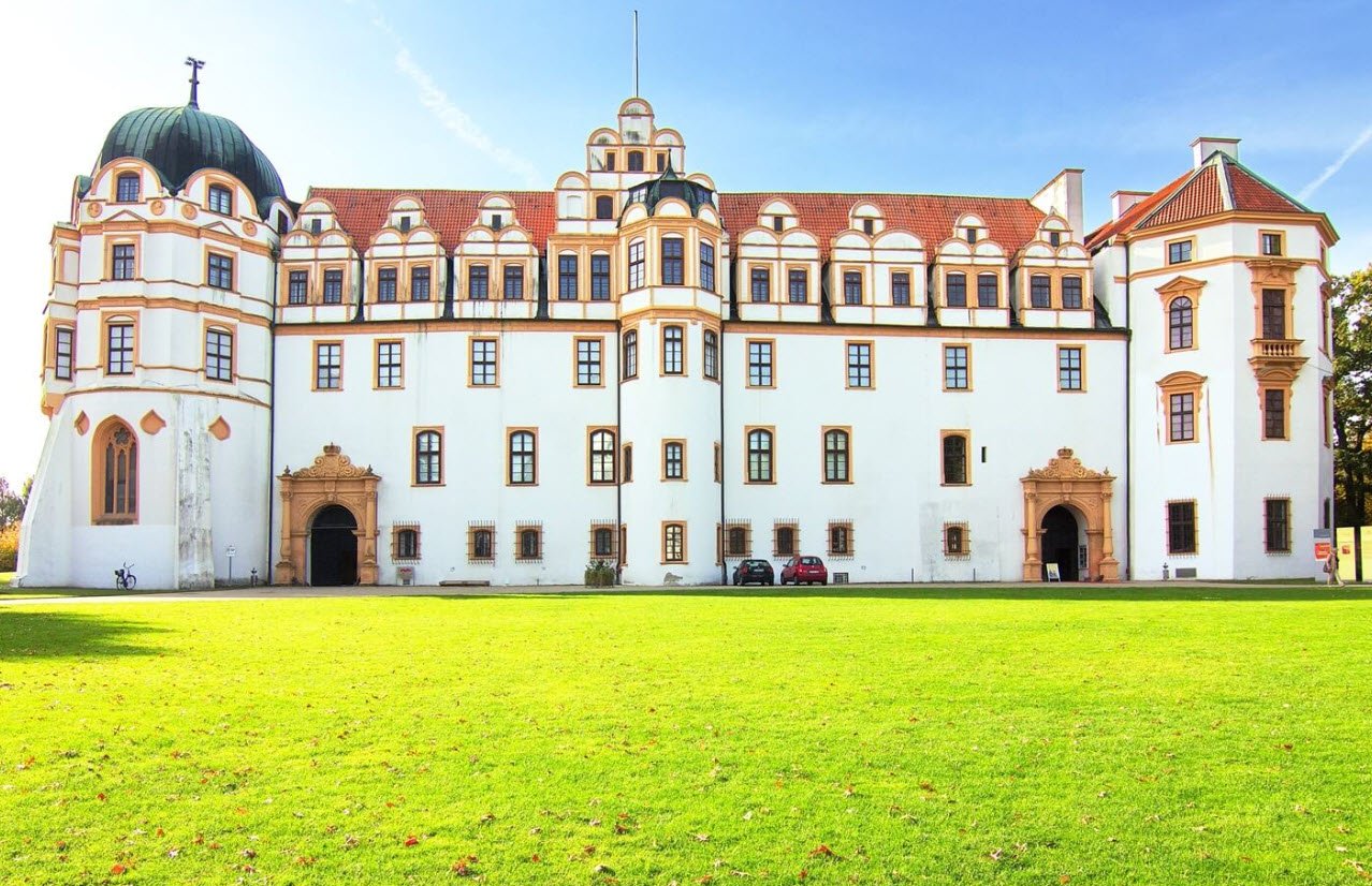 Schloss Bredebeck, Lohheide, Germany, Germany